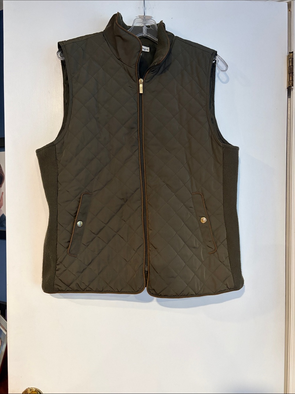 Quilted Olive Green Women's Zip-Up Vest